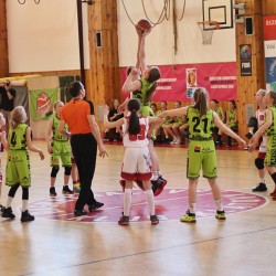 HB Basket Praha - SB Pardubice